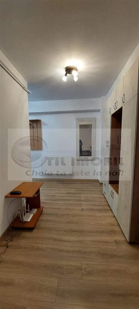 APARTAMENT 2 CAMERE POPAS  PACURARI ETAJ 1 MOBILAT SI UTILAT  LOC DE PARCARE INTABULAT - Poză 2