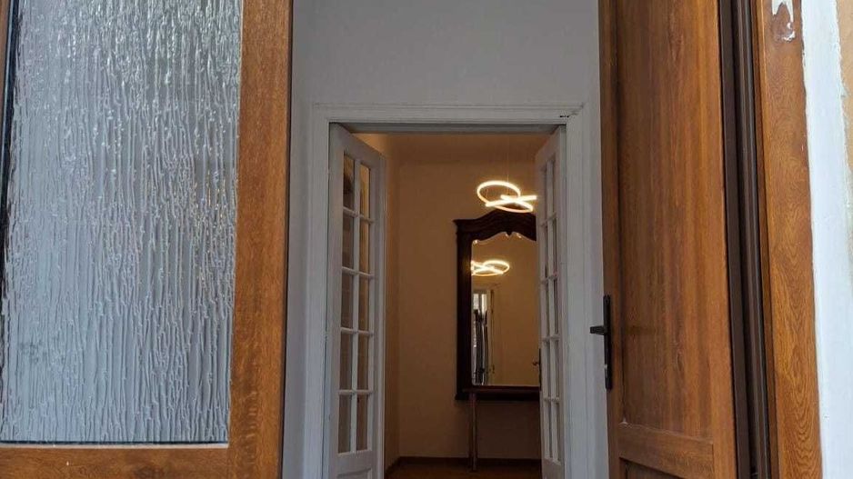 Apartament 2 camere de vânzare, vilă, parter, curte, încălzire în pardoseală - Poză 2