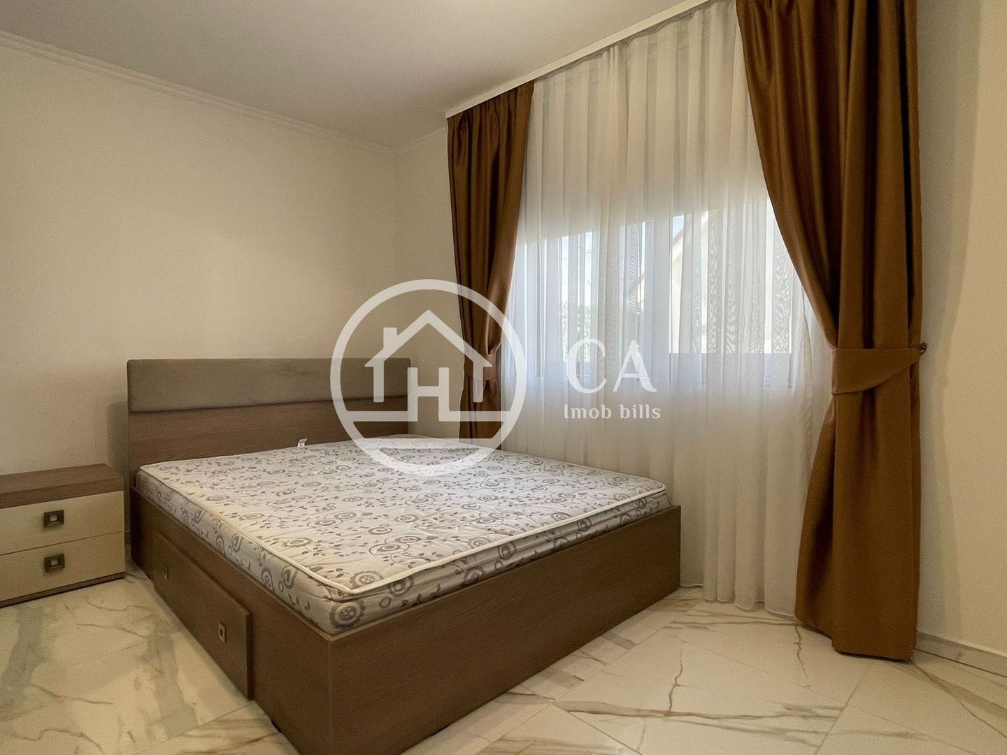 Casă de vanzare  cu 4 camere în Santandrei, Oradea. - Poză 11