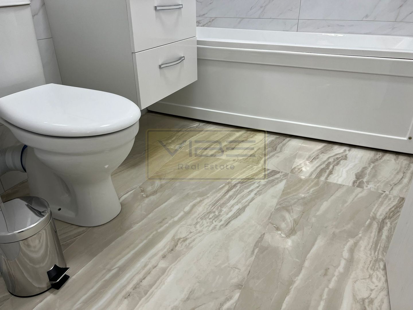 Apartament premium + parcare Bucium -  Mega Image - Poză 21