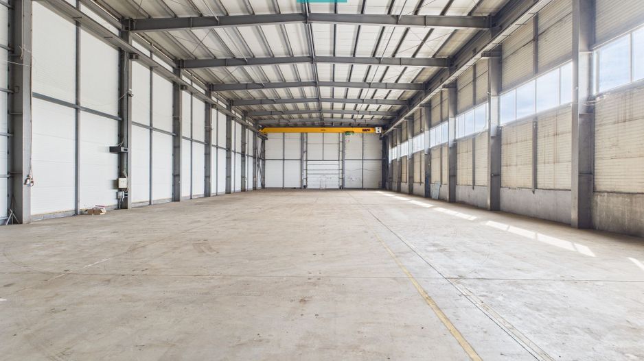 Hală industrială cu pod rulant de 3 tone în Arad - Poză 11