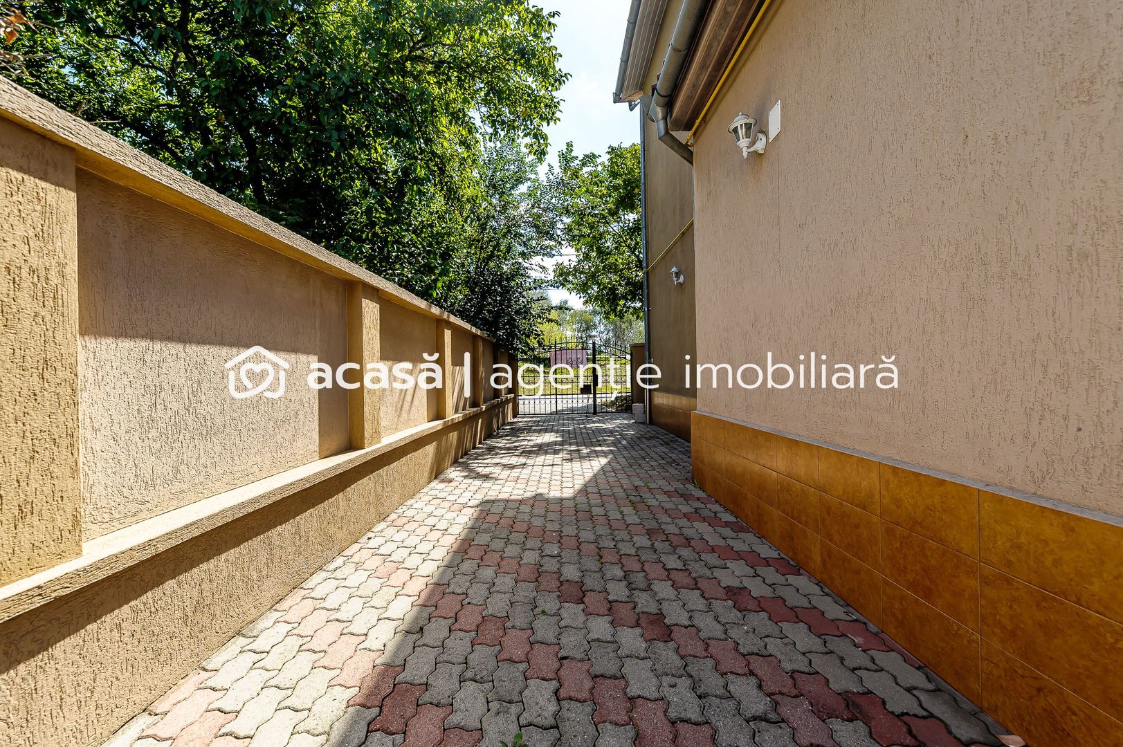 Proprietate rară pe Malul Mureșului confort, intimitate și spațiu - Poză 17