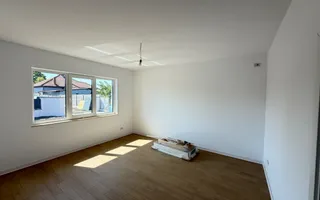 -Casa individuală -4 camere -2 băi - - Poză 15