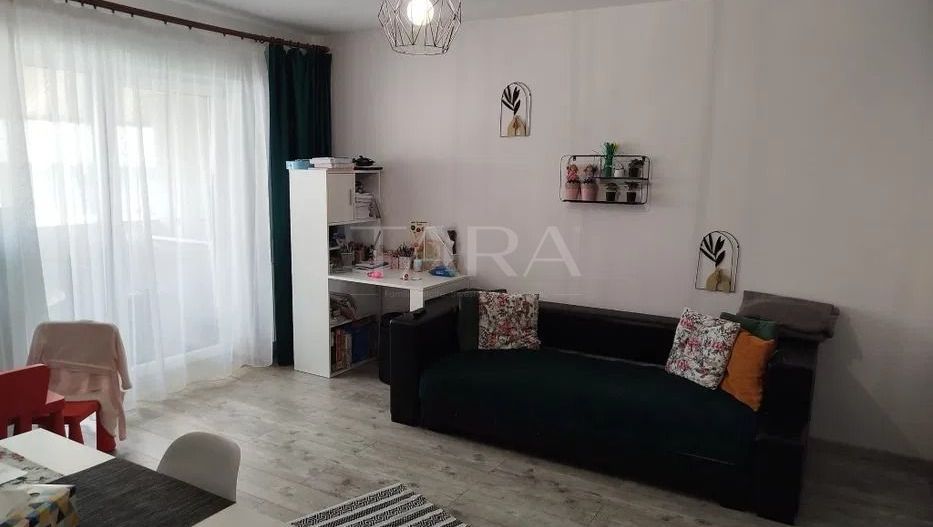 Apartament cu 2 camere, parcare cu CF, zona Sub Cetate, Florești. - Poză 3