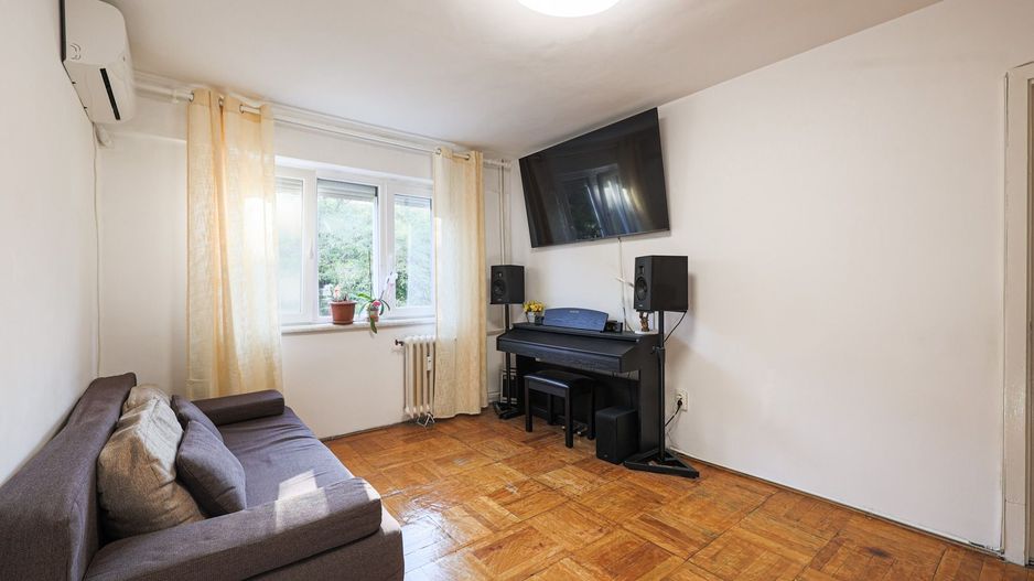 VANDUT Apartament cu 2 camere la etaj 3 Calea Romanilor - Poză 3