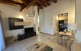 Apartment 2 canere la intrare in Dumbravita - Poză 1