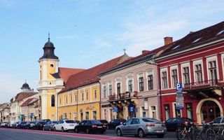 Apartament 3 camere, finisat, 75 mp si pod mansardabil, Bulevardul Eroilor - Poză 2