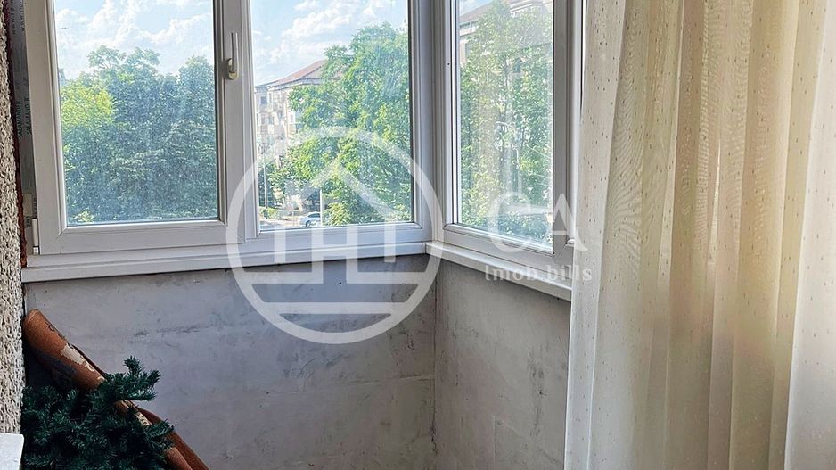Apartament de închiriat cu 2 camere în zona Nufarul, Oradea - Poză 12