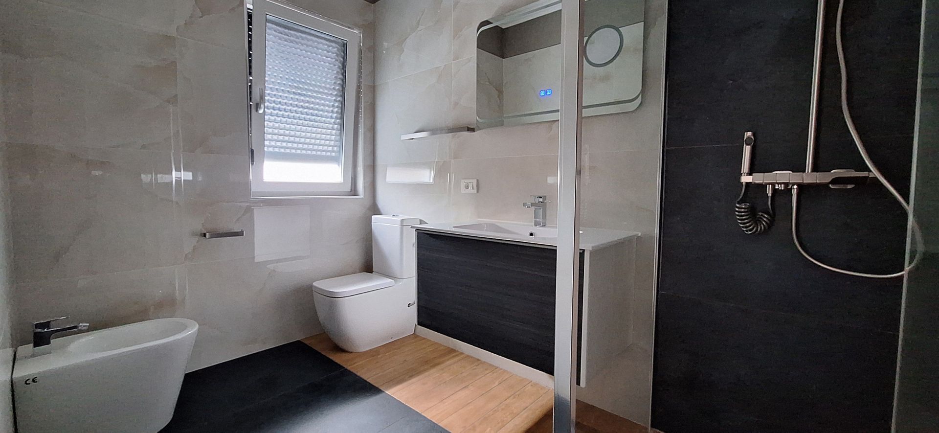 Locuinta individuala in stil mediteranean - Poză 39