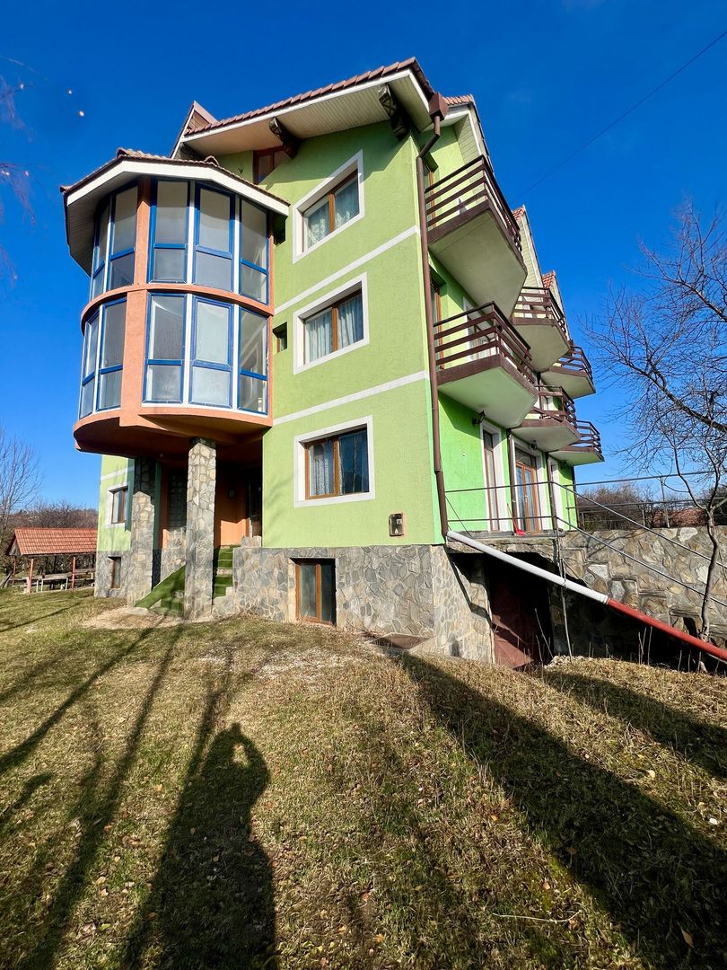 VILĂ ÎN BRAN – IDEALĂ PENTRU PENSIUNE, AZIL DE BĂTRÂNI, CENTRU MEDICAL - Poză 2