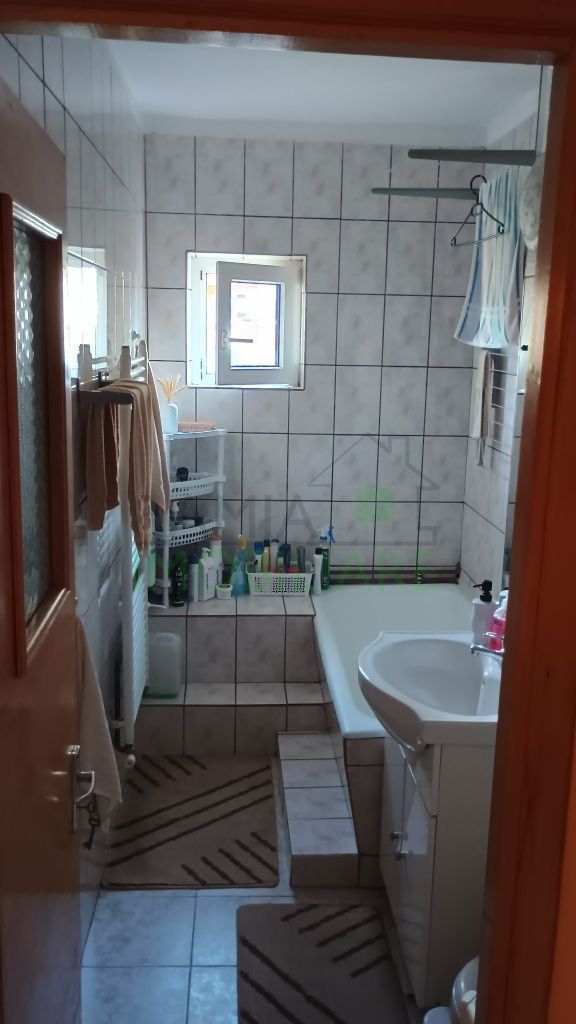 Apartament spațios cu 3 camere, 78 mp, 2 băi și 2 balcoane – Vlahuta - Poză 5