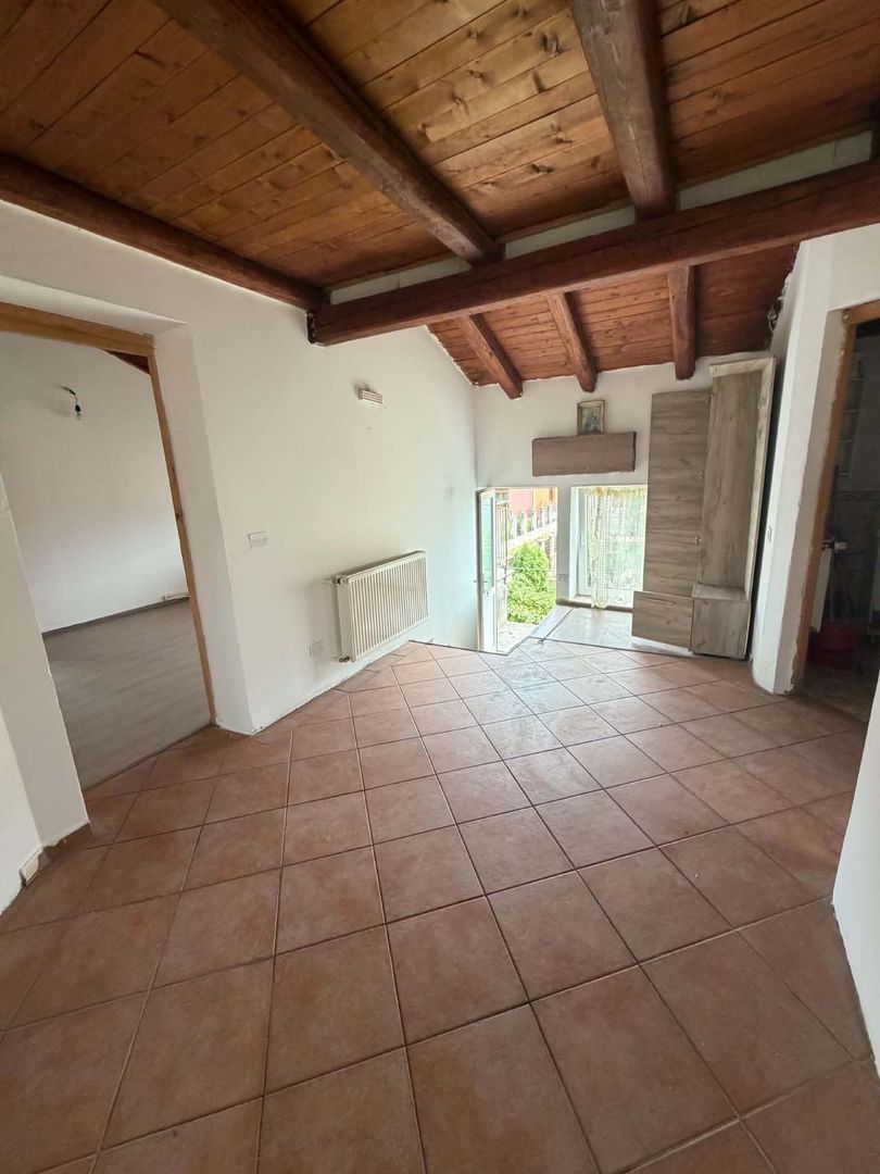 Casă / Vilă cu 5 camere de vânzare în Cetate, Alba Iulia - Poză 9