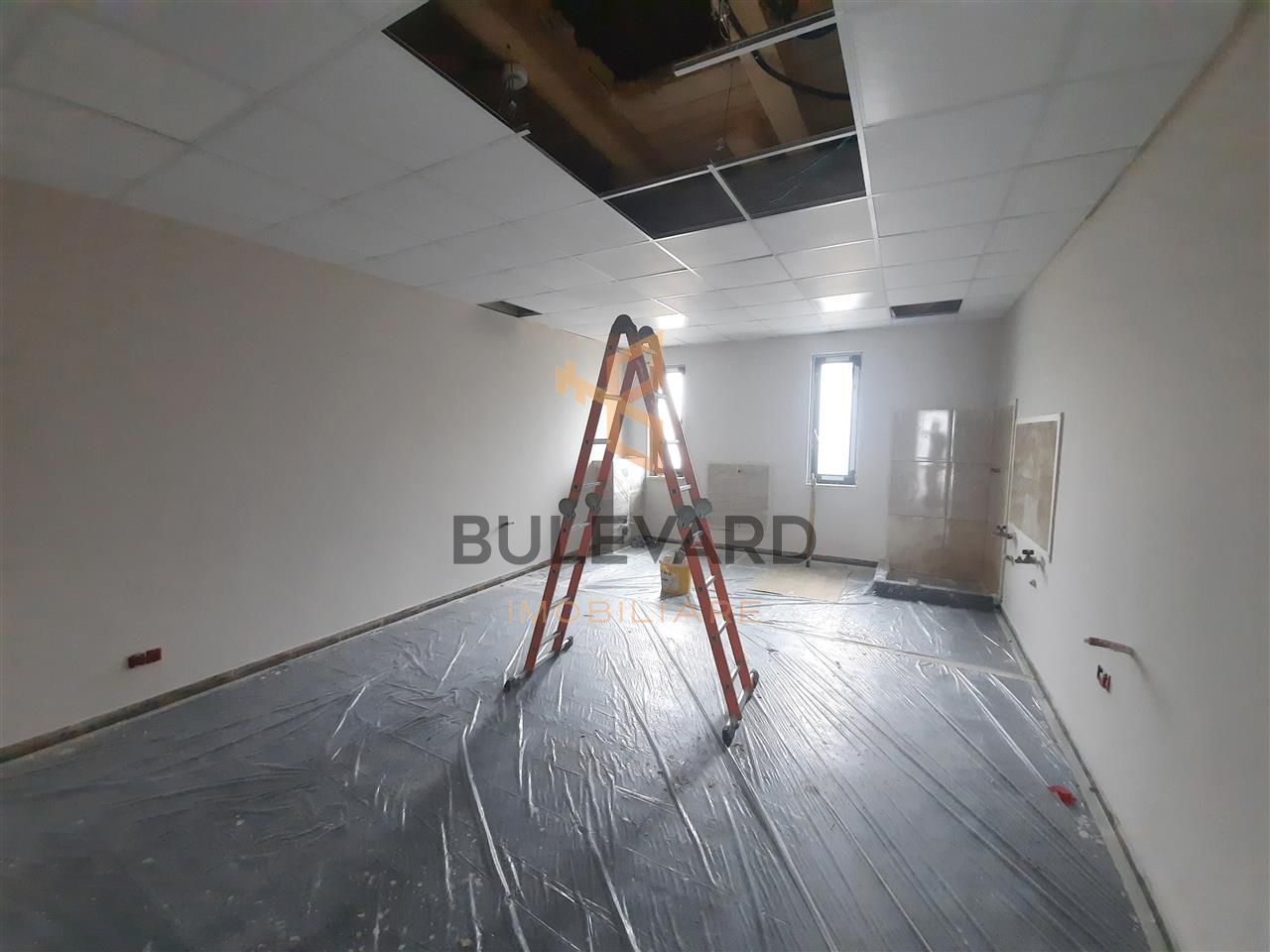 Spatiu industrial  4300 mp utili + teren 4000 mp Cluj-Napoca zona CUG - Poză 5