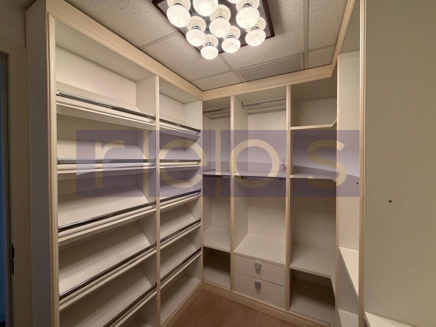 VANZARE PENTHOUSE DEOSEBIT 181MP | TERASA 280MP | MOBILAT - UTILAT LUX - Poză 41