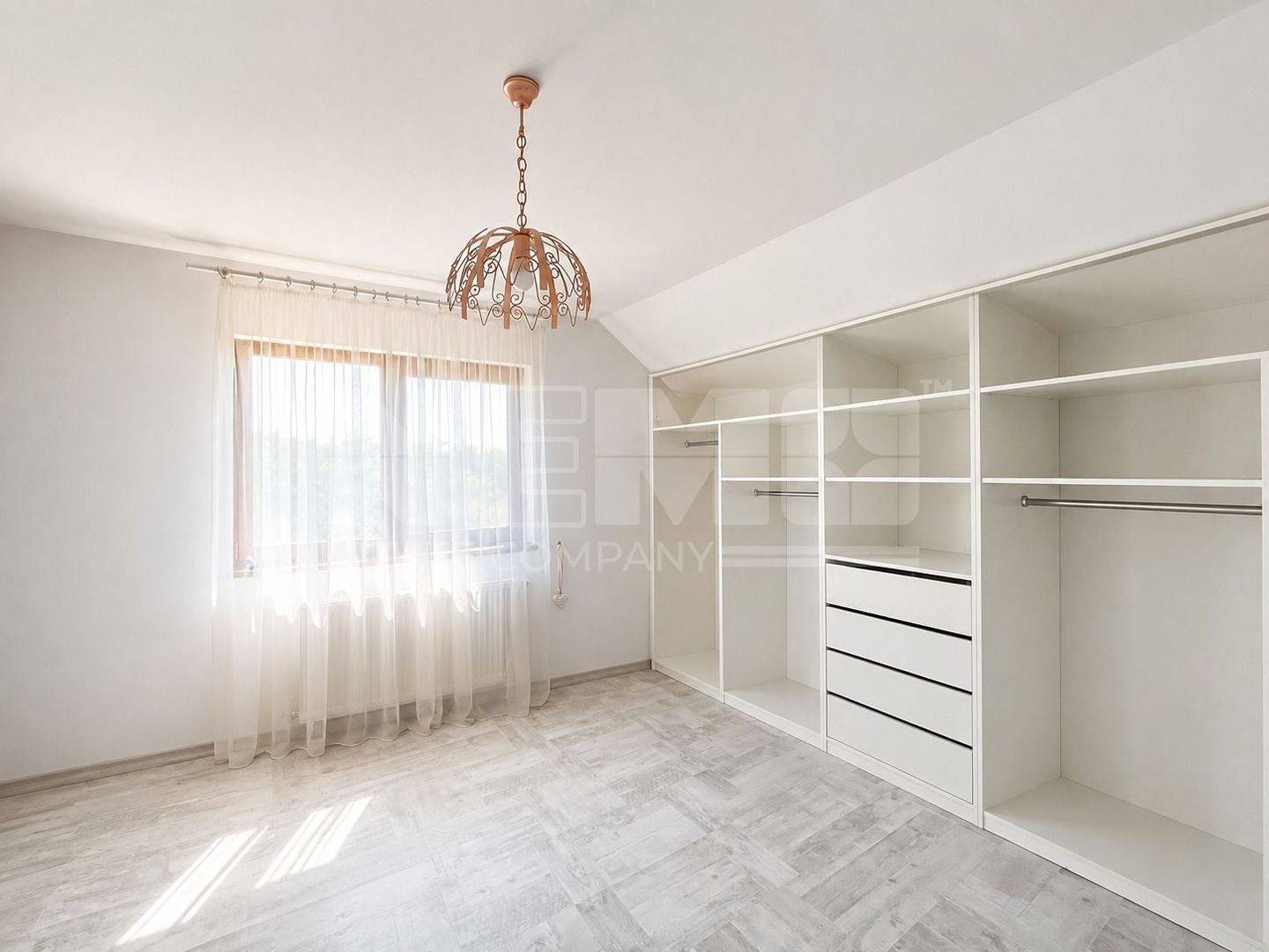 Duplex cu 3 Dormitoare de Vanzare I Burdujeni/Suceava I 159.999 Euro - Poză 10