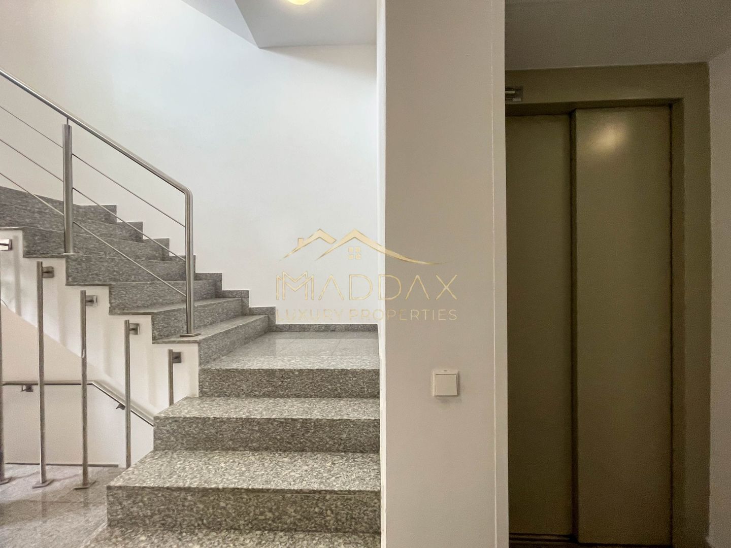 Apartament cu 3 camere ***85 mp utili*** // Erou Iancu Nicolae - Padurea Baneasa - Poză 35