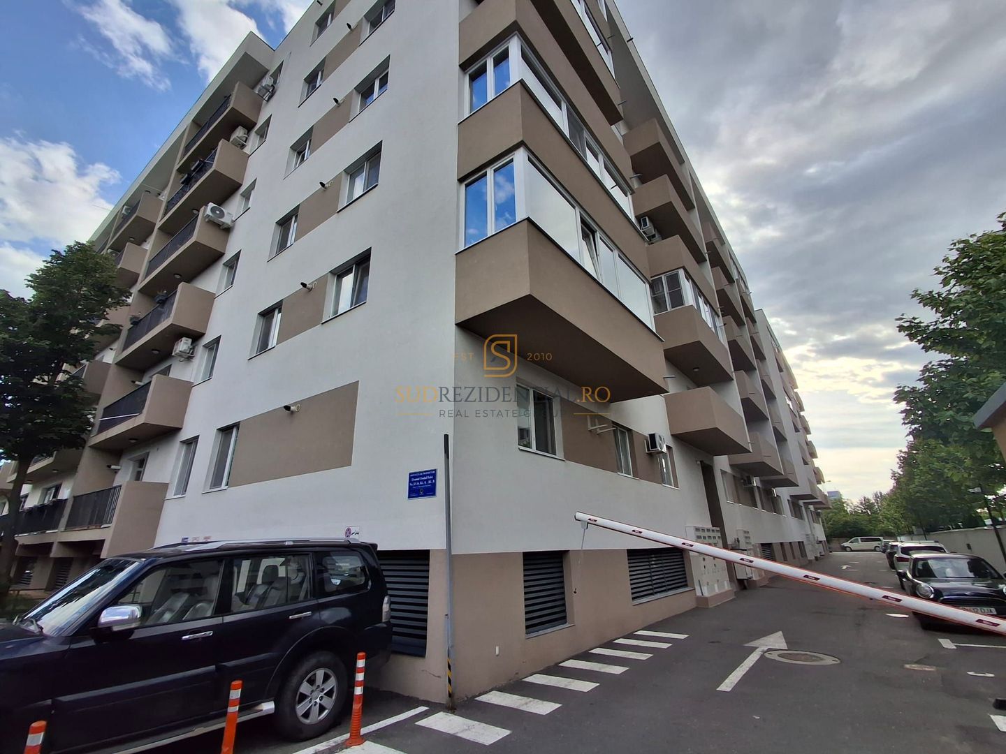 Inchiriere apartament cu 2 camere, mutare rapida, zona Grand Arena - Poză 4