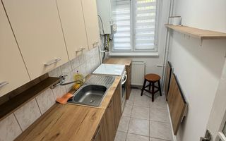 2 camere| vis a vis de Spitalul Judetean| centrala proprie| - Poză 10