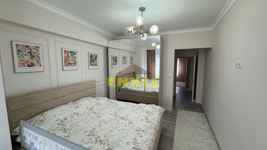 De vânzare – Apartament 4 camere, 102 mp, zona Bazar - Poză 8