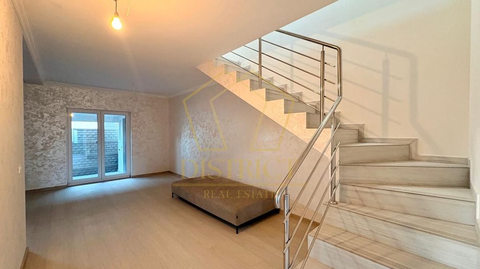 Duplex cu 4 camere si bucătărie închisă | Mosnita Veche - Poză 4
