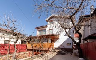 Casa Centrala Pitesti - Exercitiu, Strada Traian - Poză 2