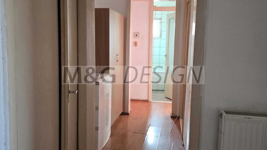 Ap 3 camere, zona Lipovei, etaj 3, decomandat - Poză 8