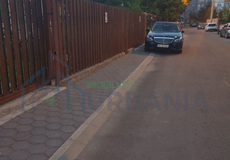 Casă de închiriat, 2 dormitoare, mobilată, curată, curte mică, zonă liniștită, aproape de centru, Iași - Poză 1