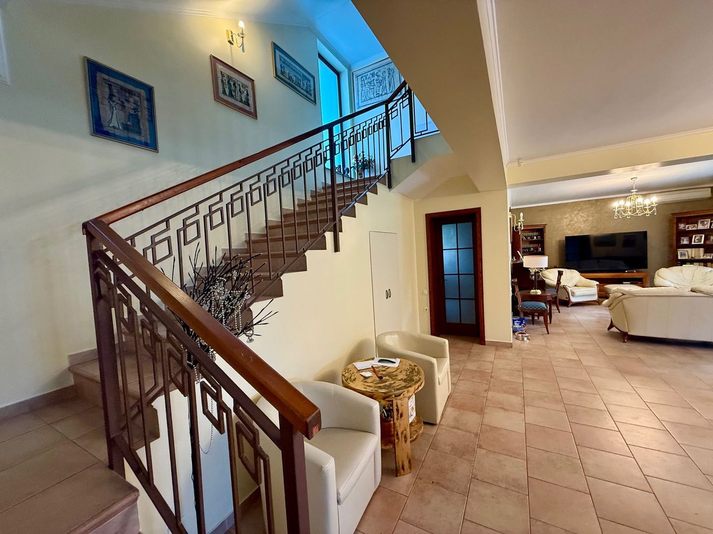 Vila 6 Camere de Vanzare I Mogosoaia - Poză 10