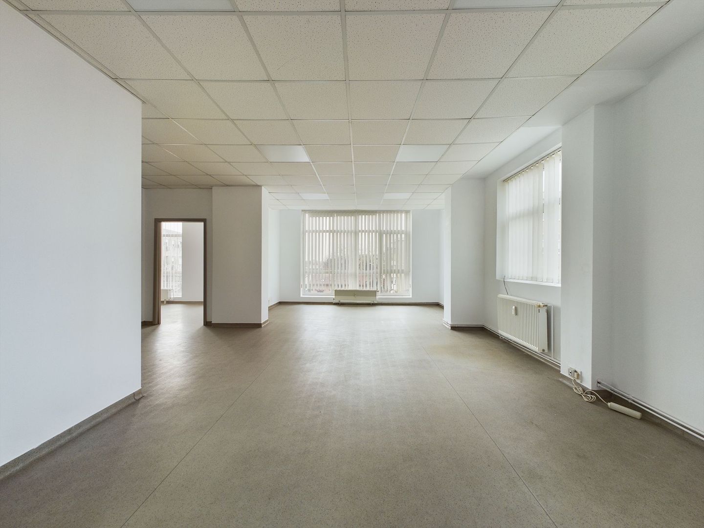 Spațiu comercial pe Banul Mărăcine - Poză 4