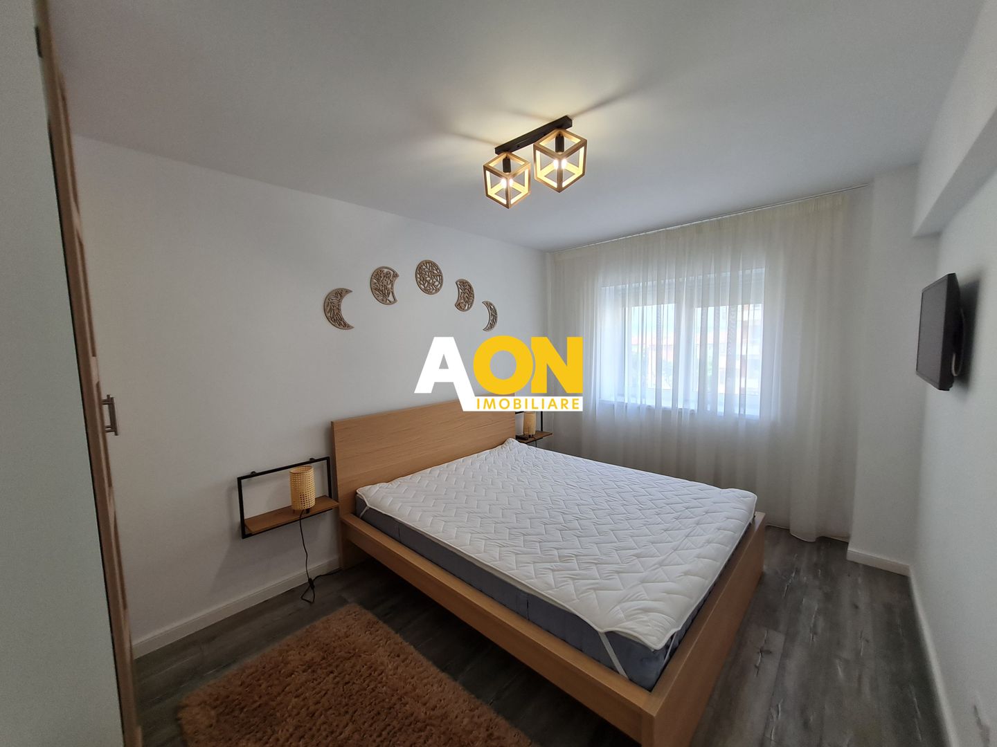 Apartament 2 Camere, Ultracentral, 54 mp, Decomandat, Zona Cetate - Poză 10