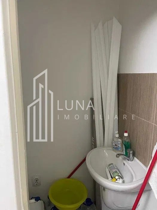 Spațiu comercial de închiriat – Tudor, vad excelent - Poză 3
