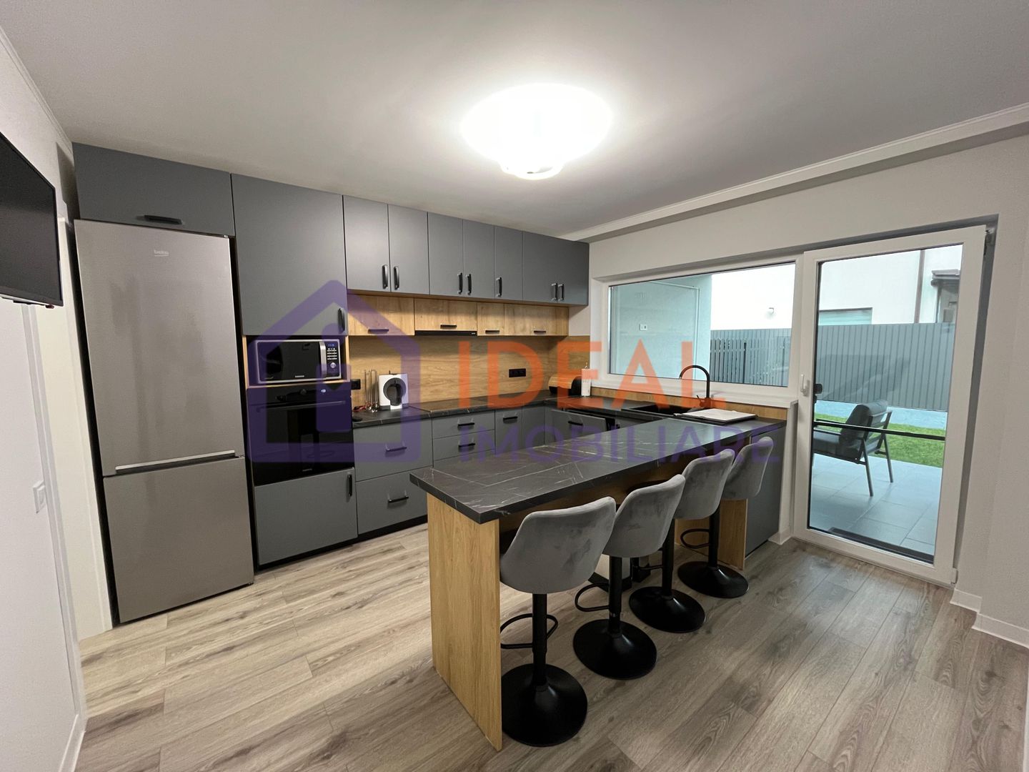 Casa moderna cu 4 camere de închiriat - Șelimbăr - Poză 6