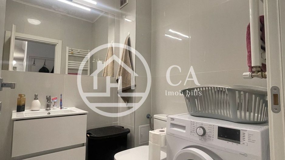 Apartament cu 3 camere de vanzare in Prima Universitatii, Oradea - Poză 14