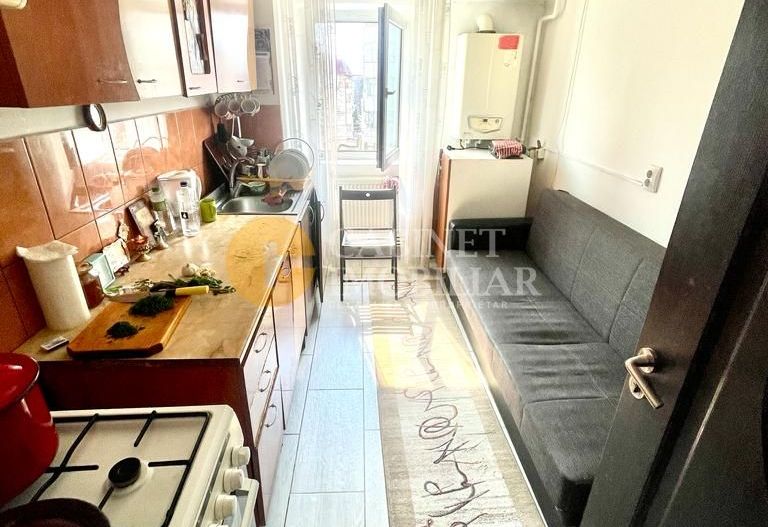 Etaj intermediar Apartament 2 camere decomandat 2 balcoane 64mp - Poză 4