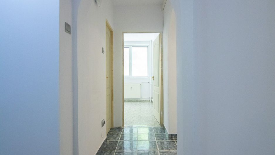 Dr. Taberei Bucla, Spatiu de birouri, doar firme, 4 camere, mutare imediata! - Poză 6