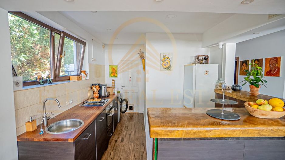 Viluta cocheta cu curte frumoasa in Mamaia Sat! - Poză 32