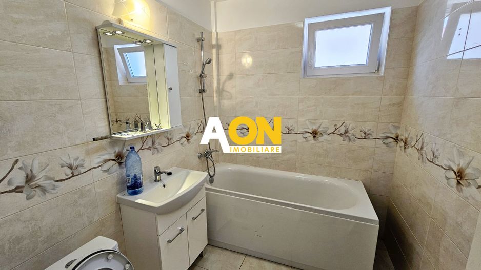 Penthouse 4 camere, 100 mp utili + terasa 83 mp + boxa 21 mp, Centru - Poză 5