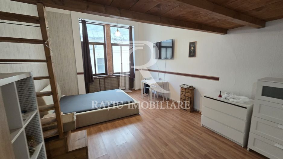 Apartament cu 2 camere | Zona Ultracentrala | Oradea - Poză 3
