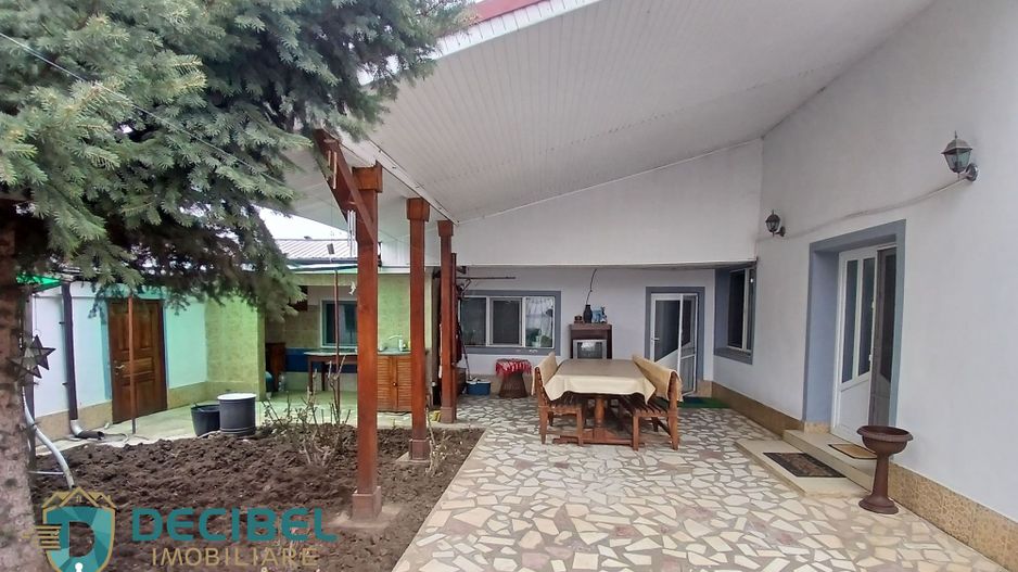 Casă cu mansardă și 4 camere în Cartierul CFR – Tecuci - Poză 15