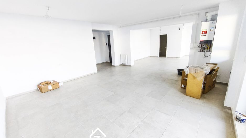 Maurer - Spatiu comercial - Parter - 91 mp, 2 toalete si balcon - Poză 4