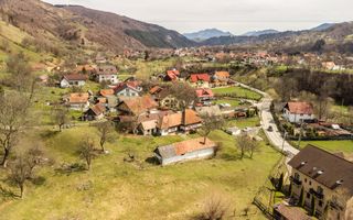 Domeniu de 6.500 mp teren+casa parinteasca,in magia Bucegilor,Moieciu, Brasov. - Poză 9