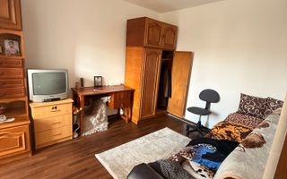 BRASADAS vinde ap 2 cam etaj 4/4 in Micro 15. - Poză 4