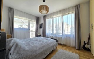 Apartament 3 camere, singur pe etaj, 2 balcoane, parcare. - Poză 3