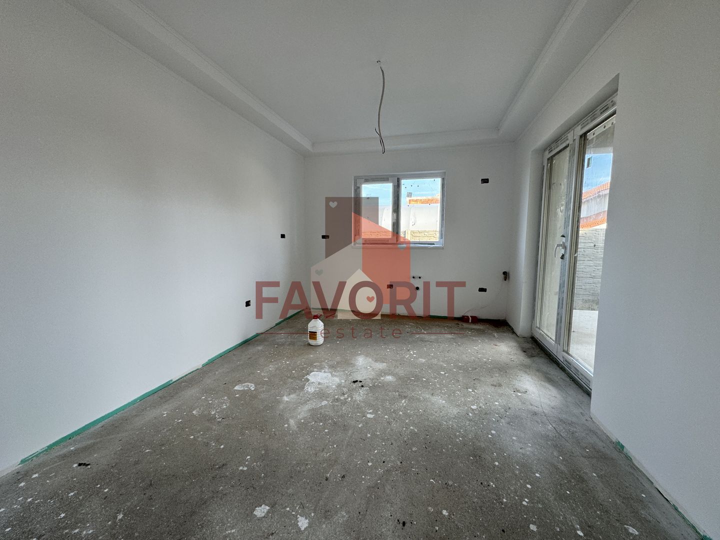 Casa Individuala in Mosnita. La asfalt. Cu Carport - Poză 11