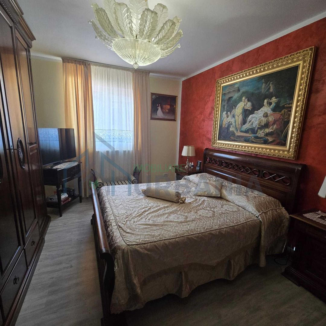 Vila duplex cu terasa externa - Poză 1