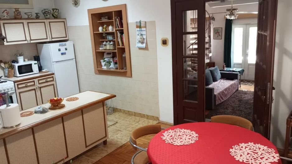 de vanzare casa mare  zona Brancoveanu suprafata utile 350 mp - Poză 22