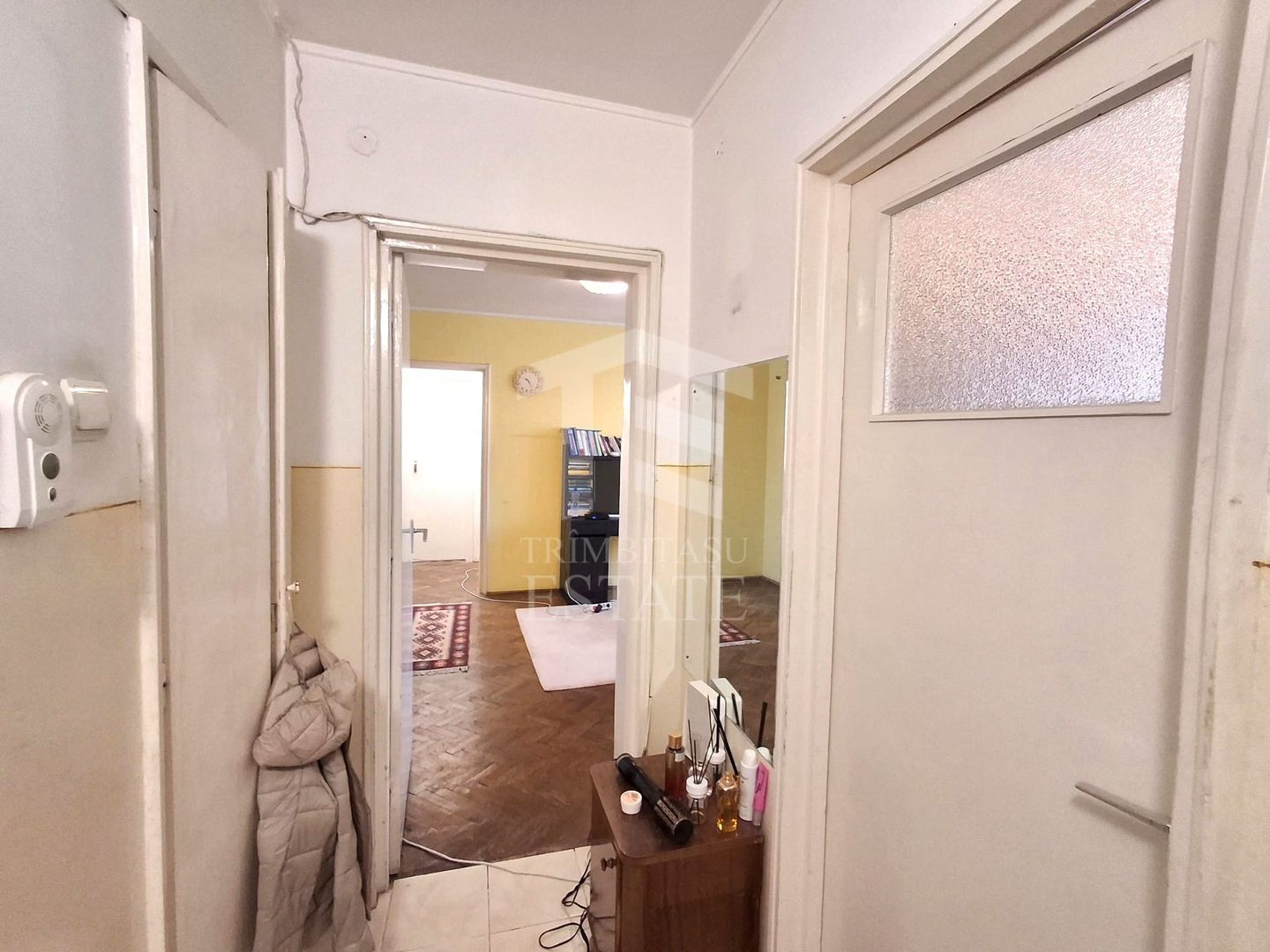 De Vanzare Apartament 2 Camere Pajura - Poză 11