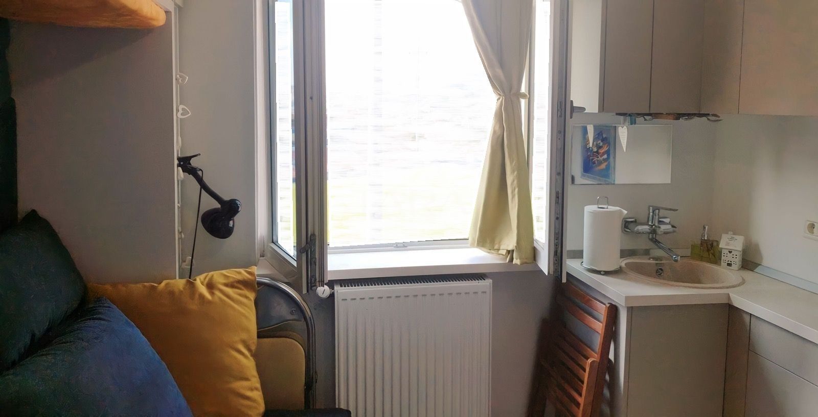 Garsoniera de vanzare in Gruia - Poză 1