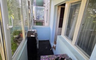 Vand Apartamnet 2 camere decomandat - Poză 2