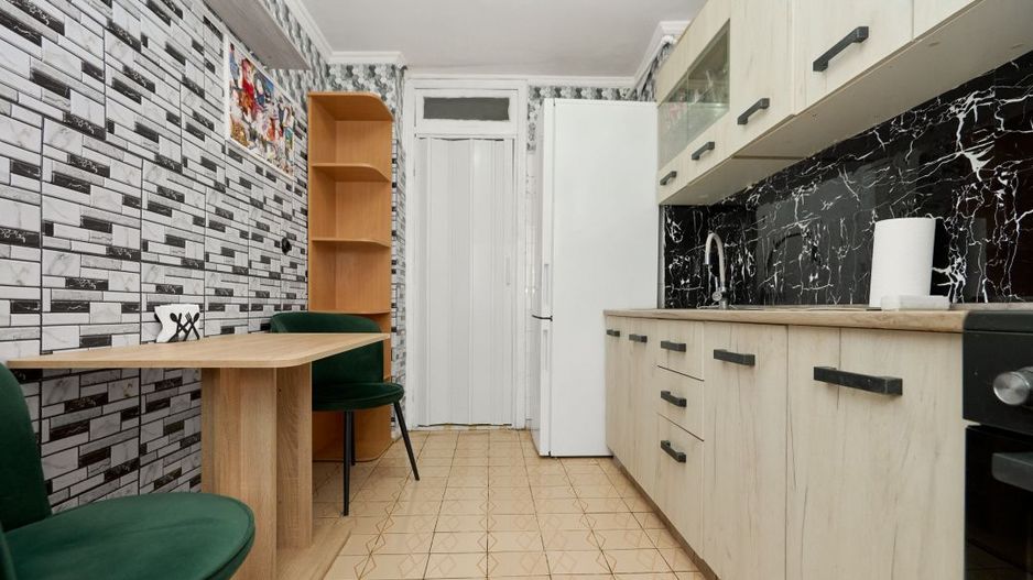 APARTAMENT 3 CAMERE -DECOMANDAT + LOC DE PARCARE - PITEȘTI - Poză 6